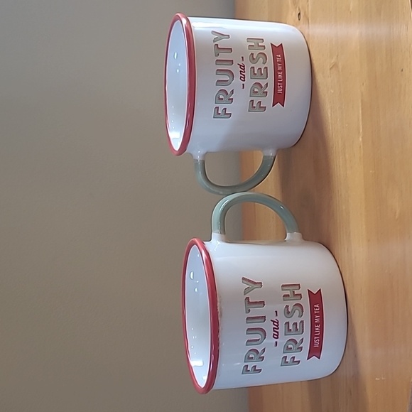 JAMIE OLIVER "Fruity and Fresh Just Like My Tea" Set Of 2 Ceramic Mugs - Picture 2 of 16